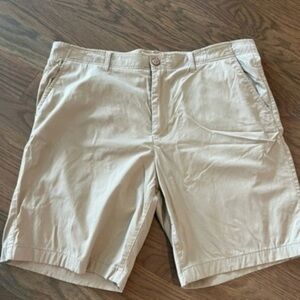 Tailor Vintage Mens Luxe Performance Shorts Size 38 khaki